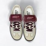 Wales Bnnr Krem Bordo