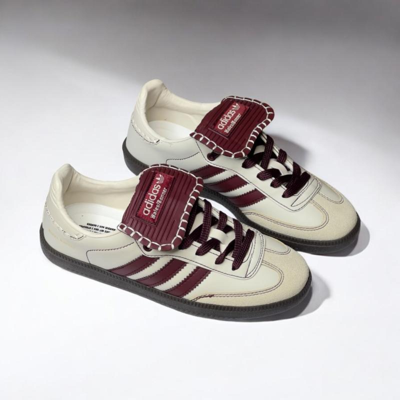 Wales Bnnr Krem Bordo