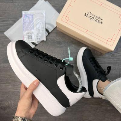 Mcqueen İthal Siyah Beyaz