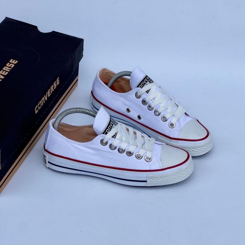 Converse Kısa Beyaz