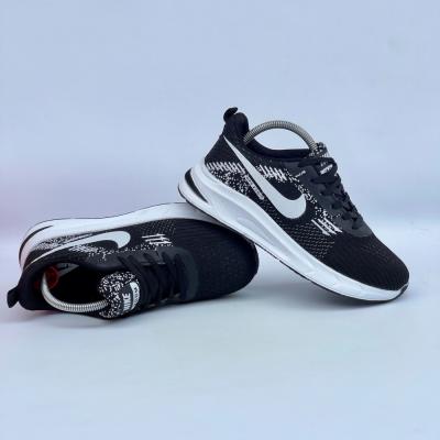 Zoom Siyah Beyaz