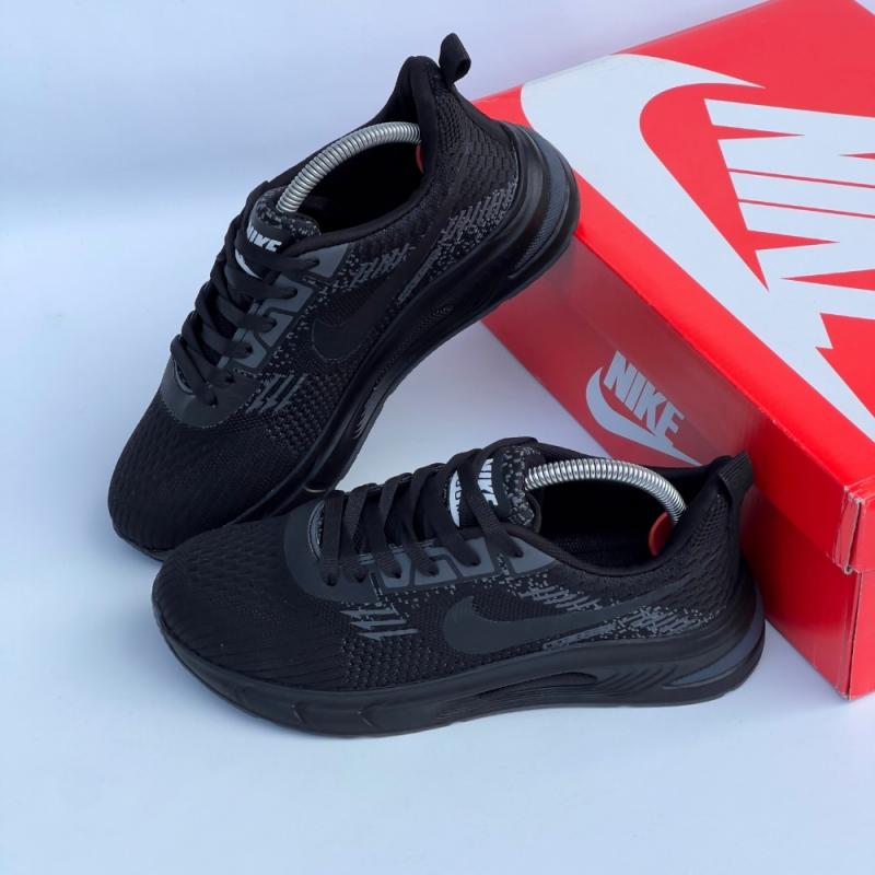 Zoom Full Siyah
