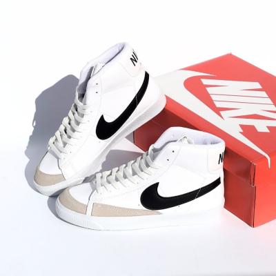 Blazer Bilekli Beyaz Siyah