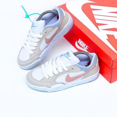 Nike3000 Pembe