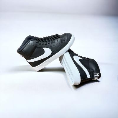Blazer Bilekli Siyah Beyaz