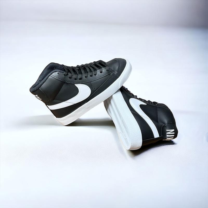 Blazer Bilekli Siyah Beyaz