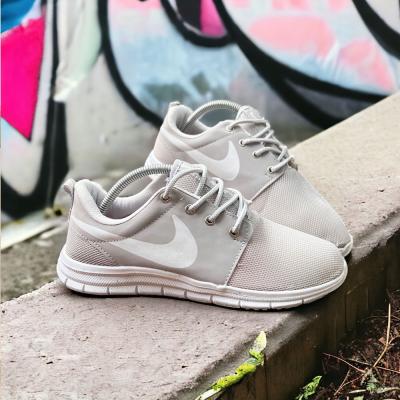 Roshe Gri Beyaz
