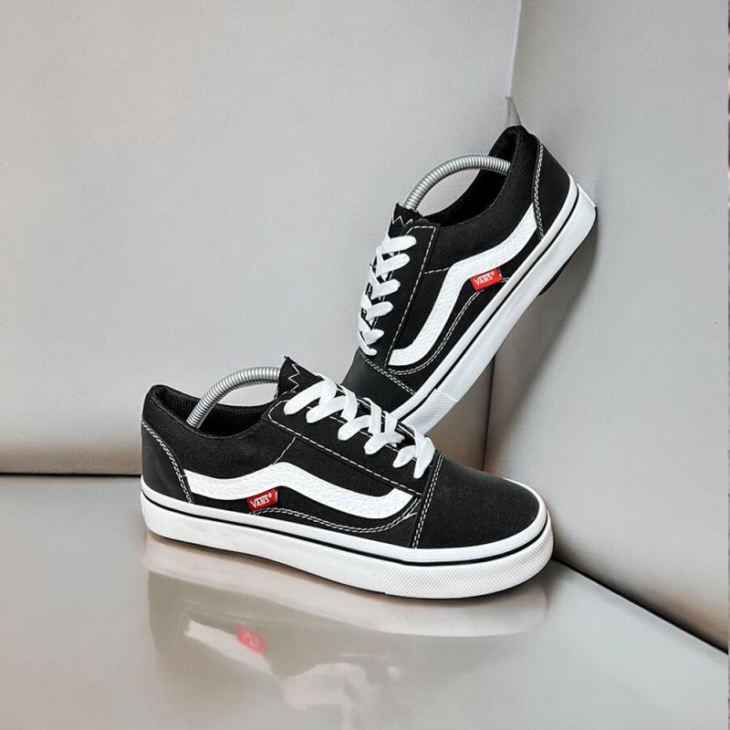 Vans Kısa Siyah Beyaz