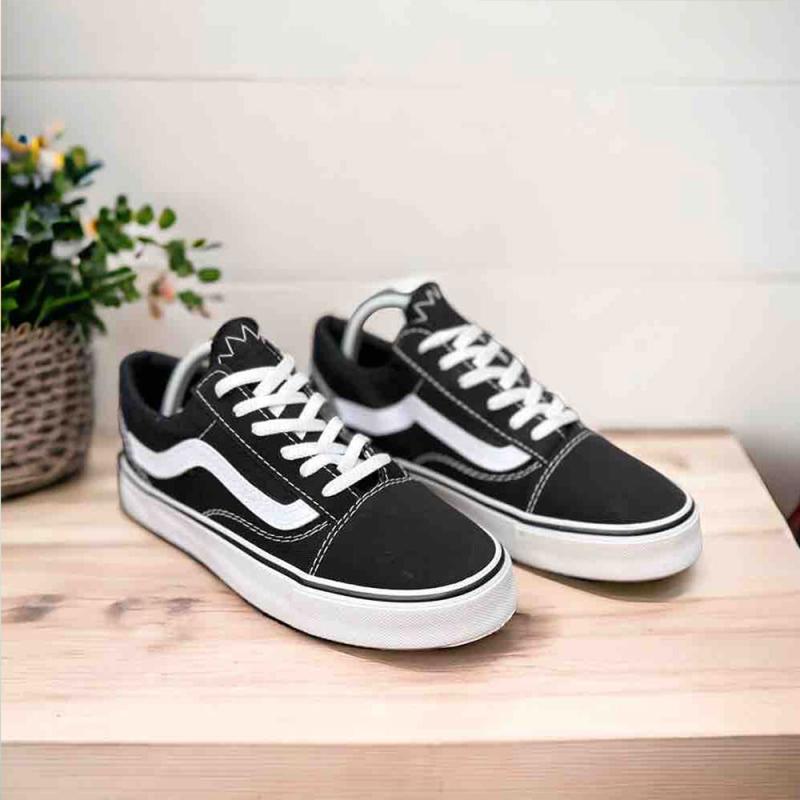 Vans Kısa Siyah Beyaz
