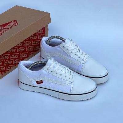 Vans Kısa Beyaz