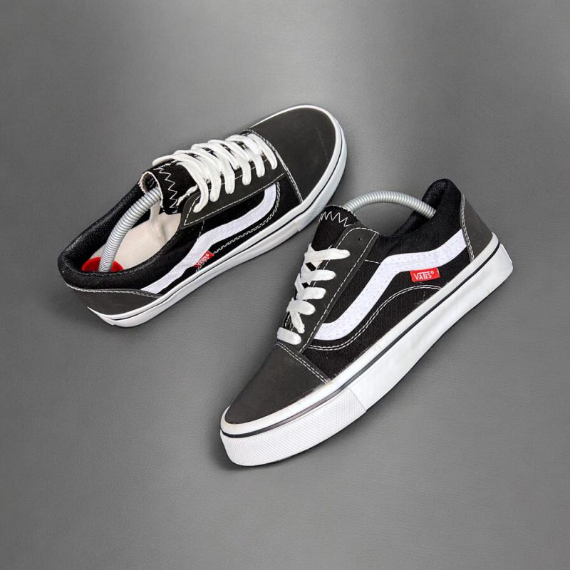 Vans Kısa Siyah Beyaz
