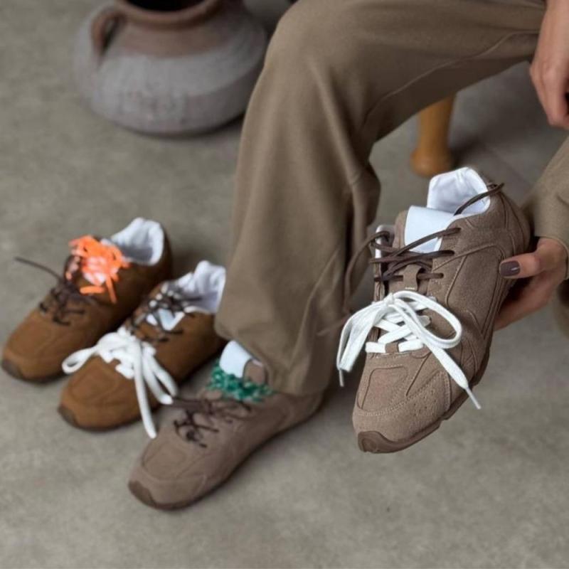 Olessa Çift Bağcıklı Süet Sneaker Koyu Bej